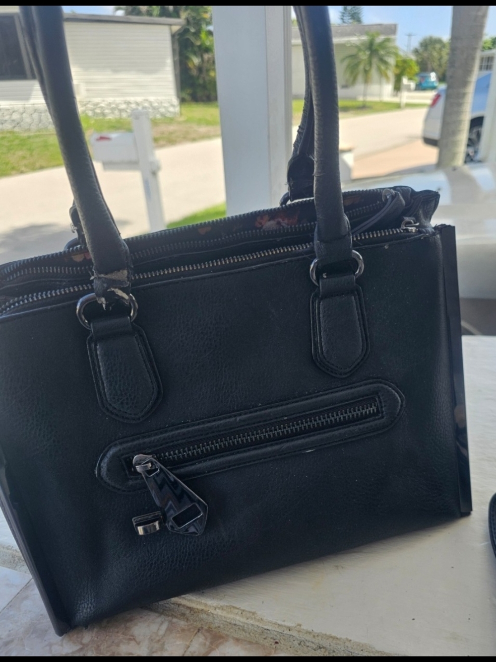 Aldo Classic Black Leather Tote Bag - Sleek Everyday Handbag